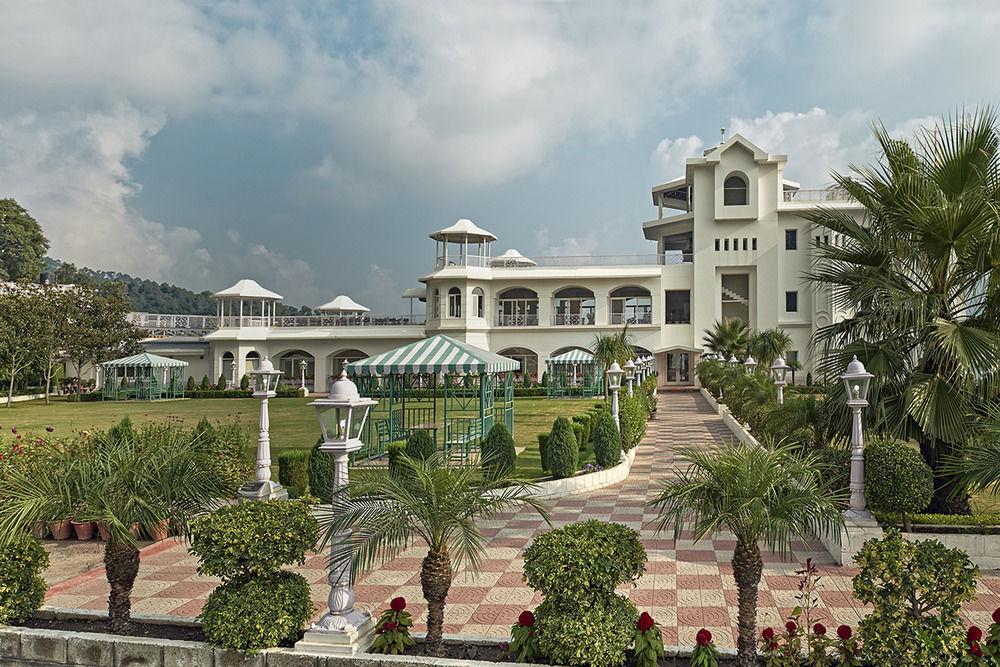 Club Mahindra Kandaghat Exterior foto